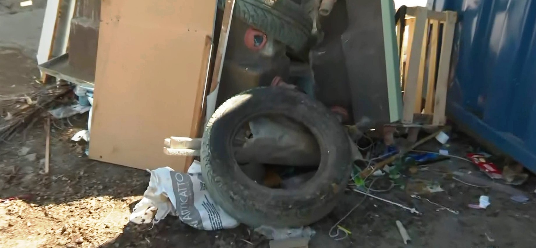 Moradores podem receber recompensa por denúncia de lixo irregular em SP