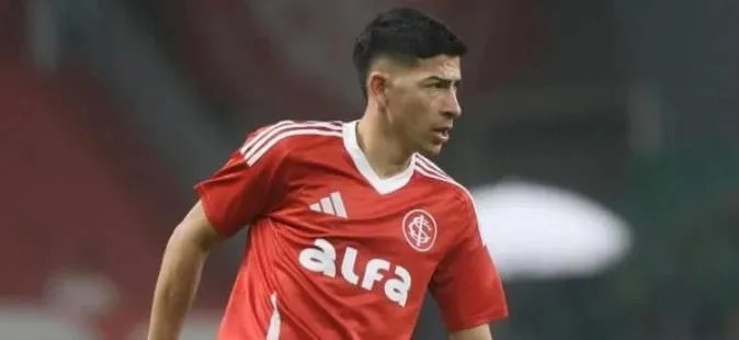 Rosário Central acerta contratação do volante Alan Rodríguez junto ao Internacional