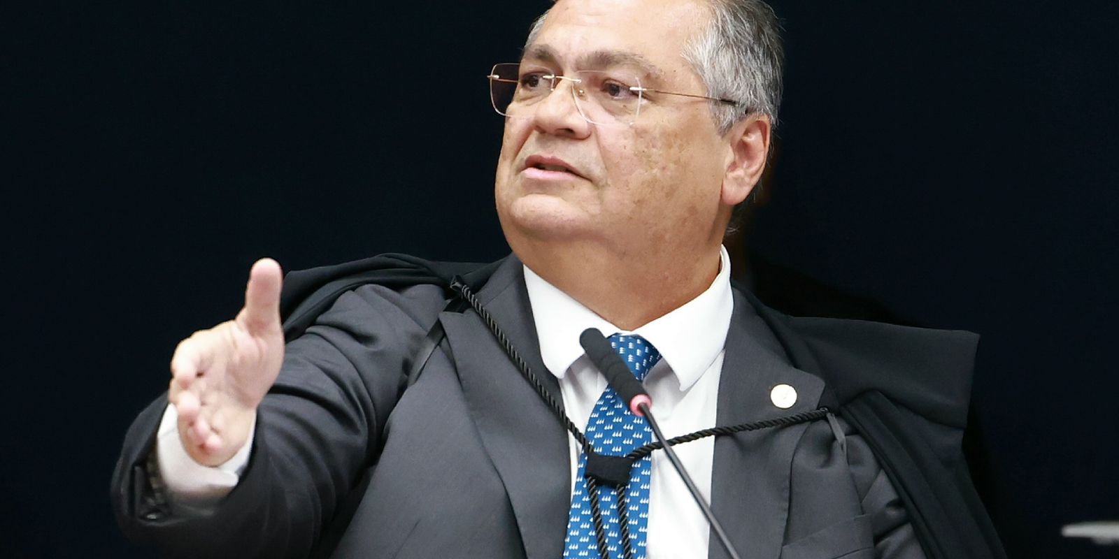Dino anula indicações de emendas parlamentares feitas por dirigentes sem mandato