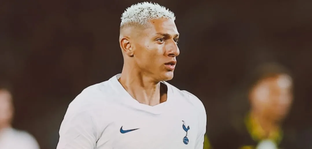 Richarlison e Estevão marcam na conquista do Tottenham na Sydney Super Cup