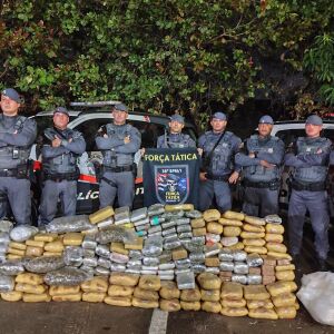 Força tática apreende grande carga de drogas na Vila Prado em São Carlos