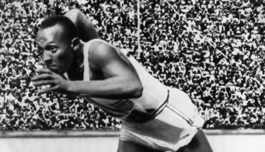 Há 90 anos, Jesse Owens desafiava o regime nazista na Olimpíada de Berlim