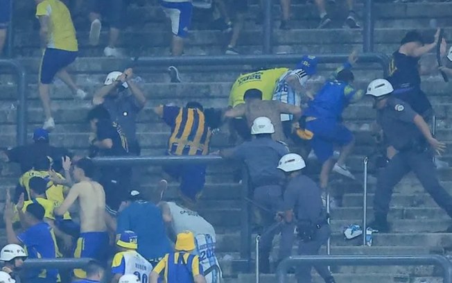 Imprensa argentina critica ação da polícia após jogo do Corinthians