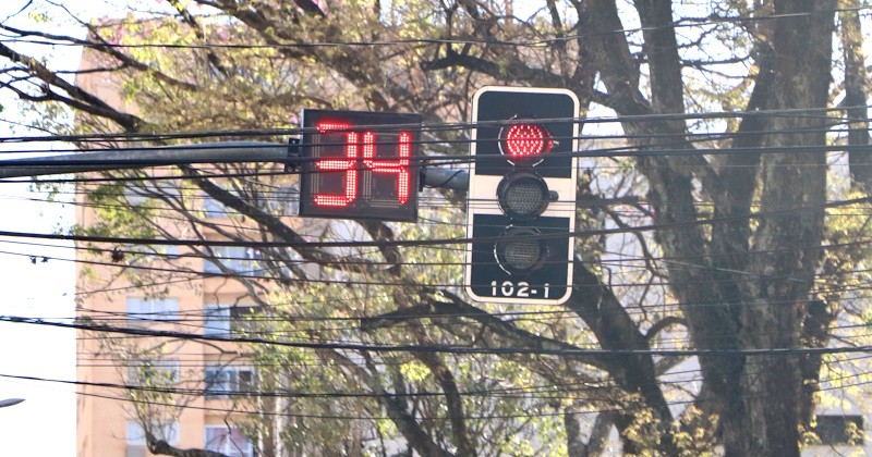 Avenida 36 pode receber adequação na contagem dos semáforos em cruzamentos
