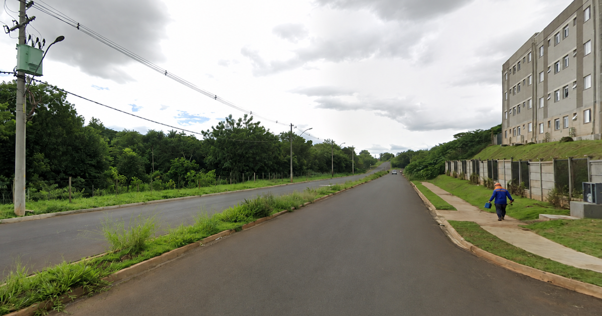 Nova indicação sugere ponto de ônibus em frente ao Condomínio Portal das Árvores