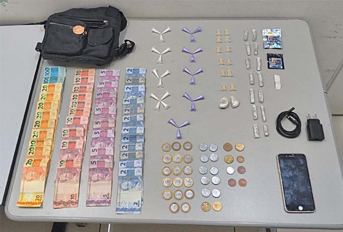 Adolescente suspeito de tráfico de drogas é detido no Jardim das Hortências
