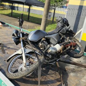 Motociclista sofre acidente na Rodovia Washington Luís em São Carlos