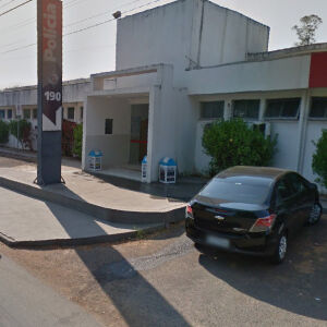 Mulher com mandado de prisão em aberto é detida em São Carlos