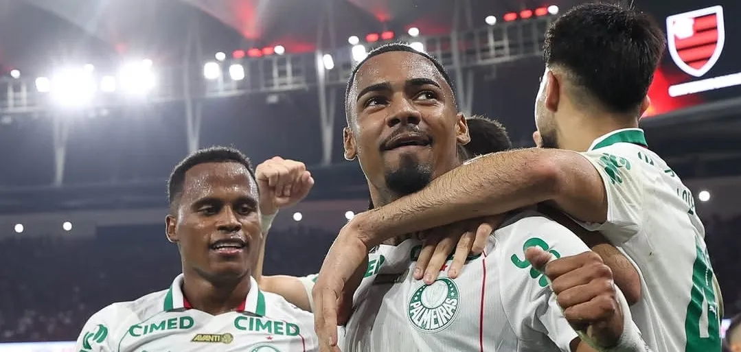 Palmeiras resiste ao assédio europeu para segurar o meia Allan