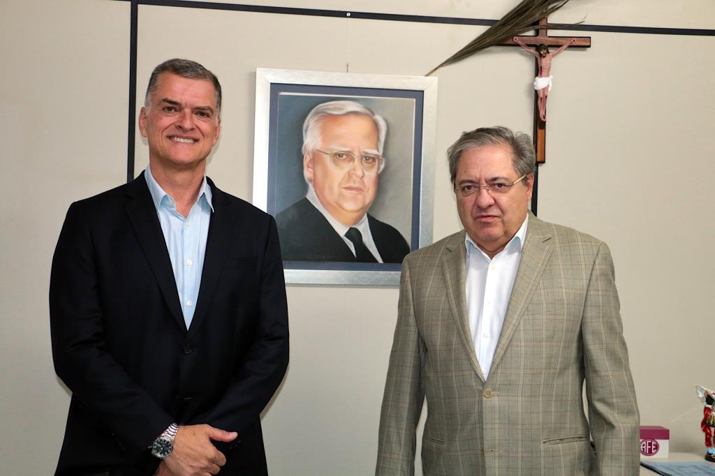 Dr. Lapena reforça parceria entre Prefeitura e Uniara em visita ao novo reitor
