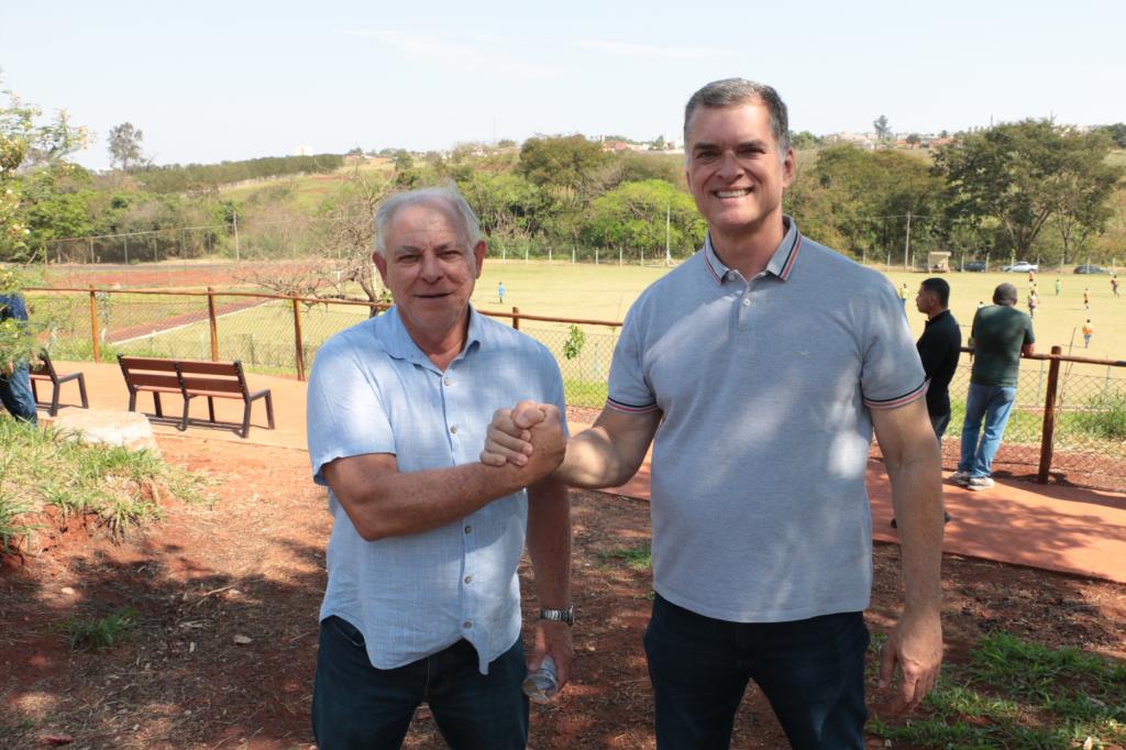 Programa nos Bairros leva zeladoria e nova pista de caminhada a Araraquara
