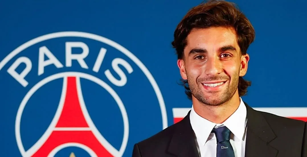 PSG anuncia a contratação de Ferran Torres para a temporada 2026/27