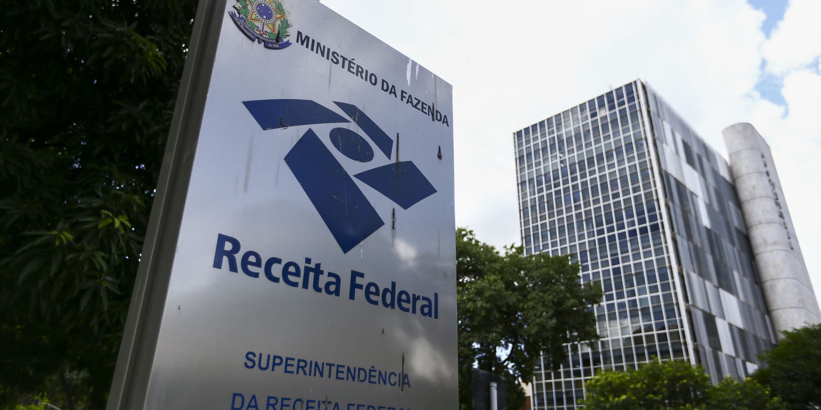 Receita federal arrecada R$ 3,1 bilhões com imposto sobre dividendos