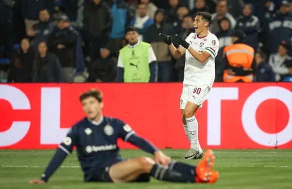 Fluminense na Libertadores avança após defesas de Fábio nos pênaltis
