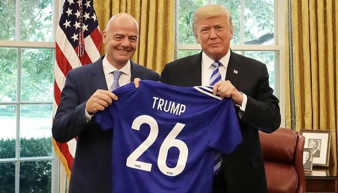 Donald Trump nega ter conversado com Gianni Infantino sobre plano da FIFA
