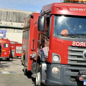 Vazamento químico mobiliza bombeiros e deixa três feridos em São Carlos