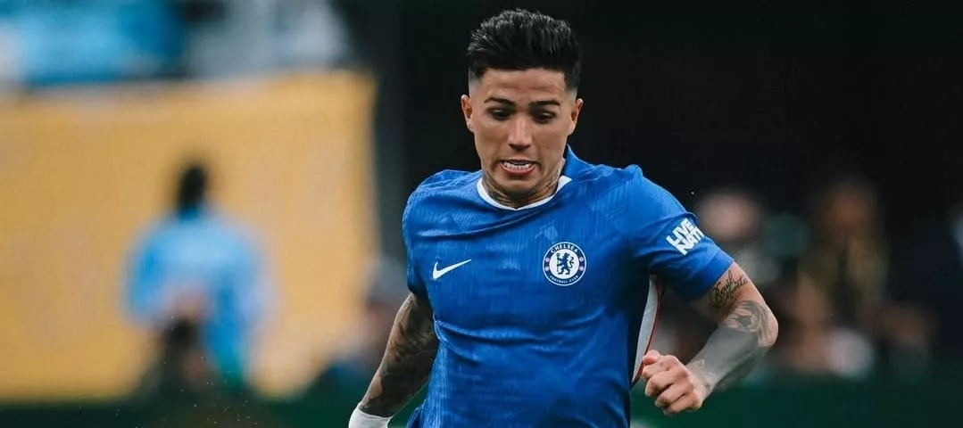 Xabi Alonso confirma Enzo Fernández no Chelsea após oferta do rival