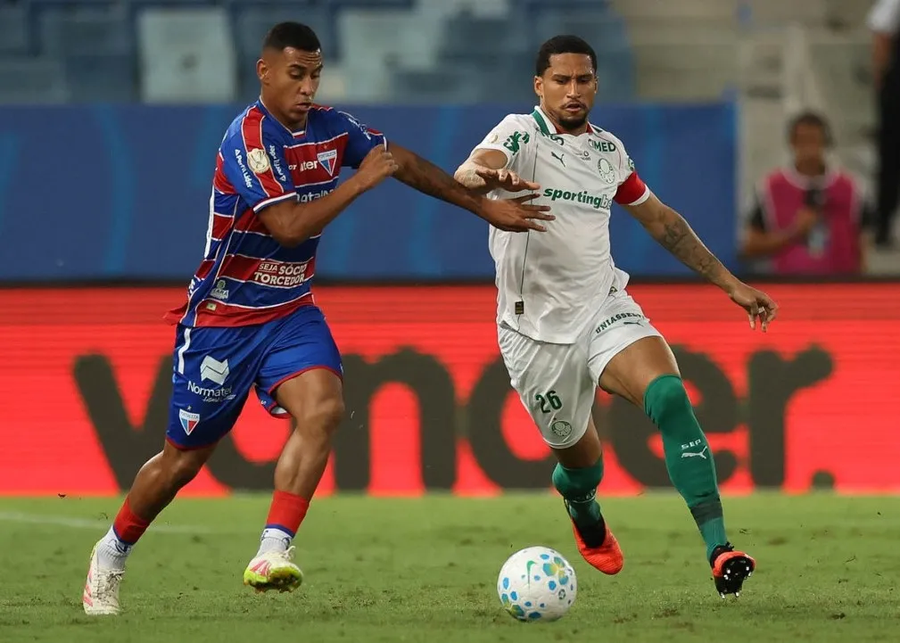 Zagueiro do Palmeiras lamenta derrota na copa do brasil apesar da vaga