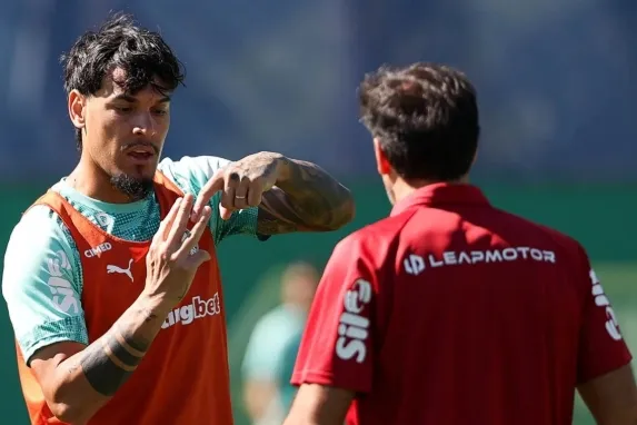 Gustavo Gómez desfalca o Palmeiras contra o Inter e mira volta na Libertadores