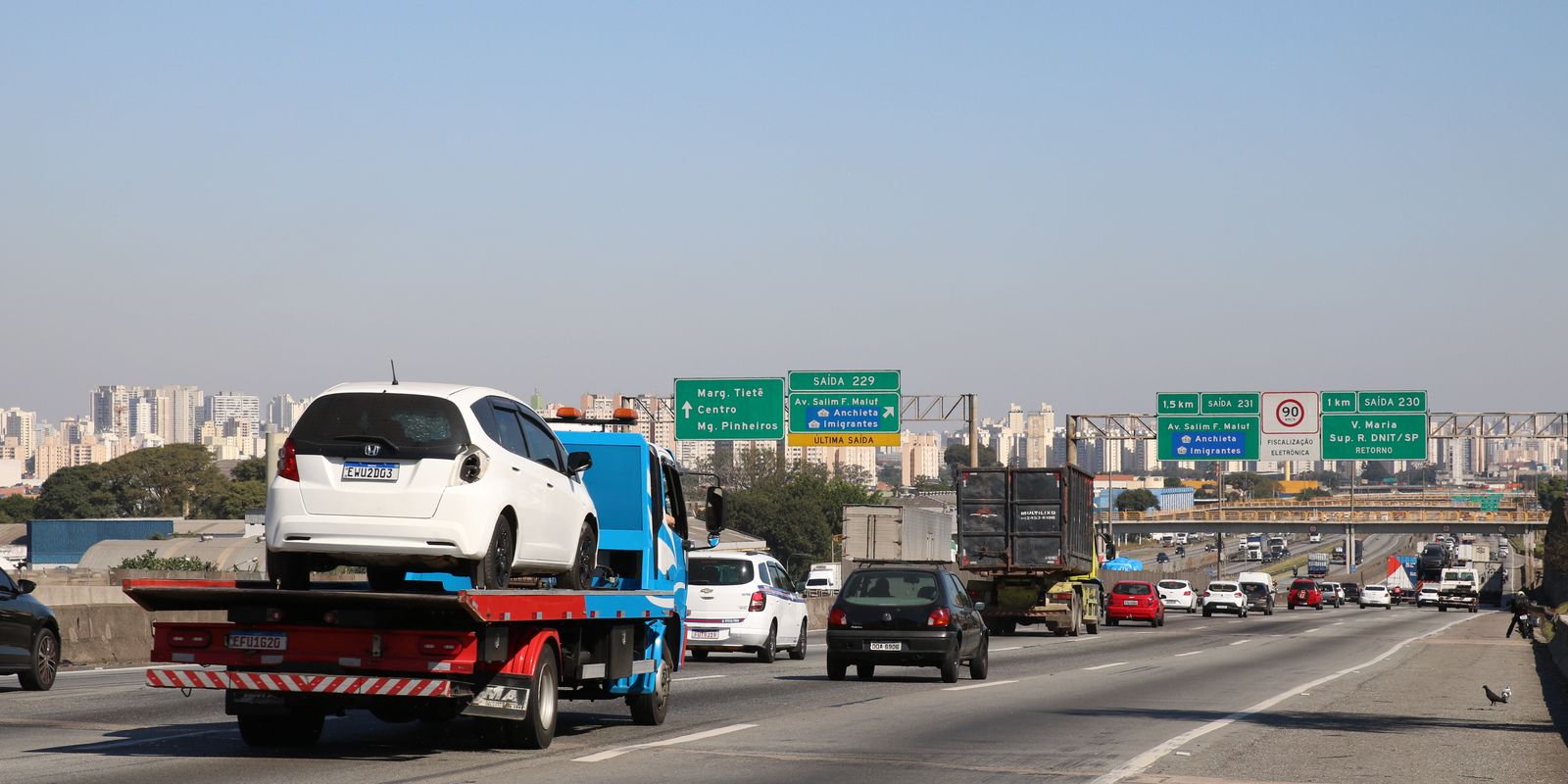 Obras de ampliação da Rodovia Presidente Dutra no Rio serão finalizadas em um ano