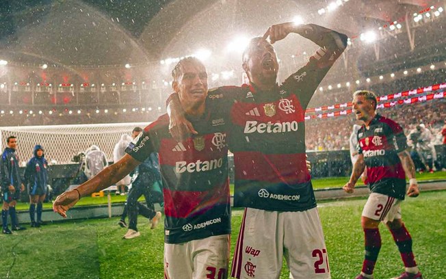Joaquín Freitas brilha em estreia pelo Flamengo no Maracanã