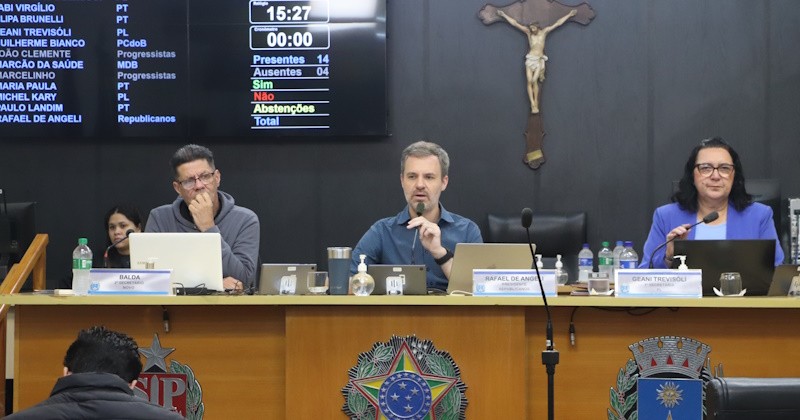 Câmara aprova R$ 10,4 milhões para educação e atenção a doença rara
