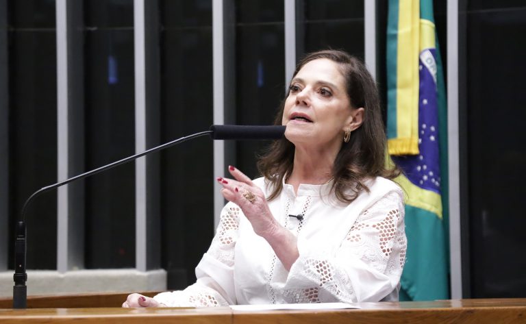 Câmara aprova reajuste anual na Justiça do Trabalho e cria novo fundo