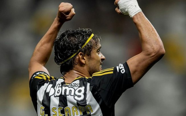 Clube de leitura inspirado em Gustavo Scarpa une torcidas no Brasil
