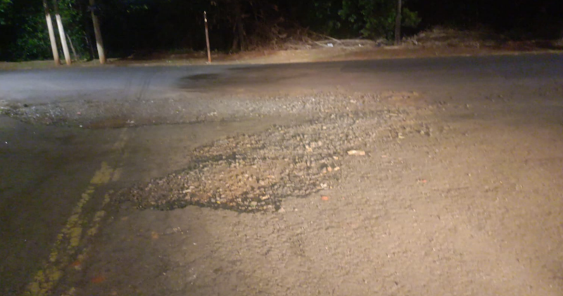 Necessidade urgente de recuperação asfáltica no Jardim Arangá