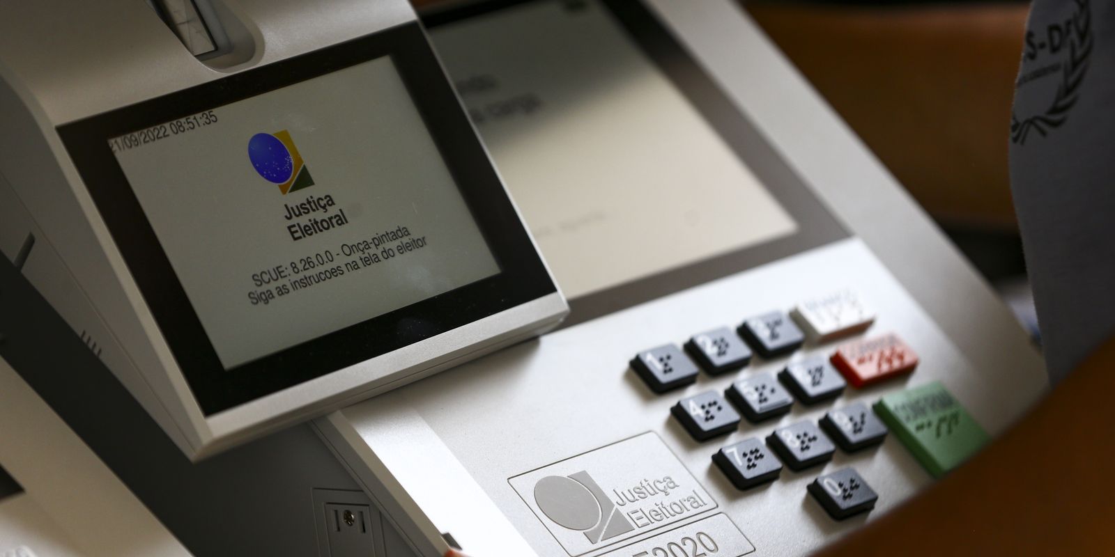 Eleições 2026: veja 6 orientações de especialistas para definir seu voto