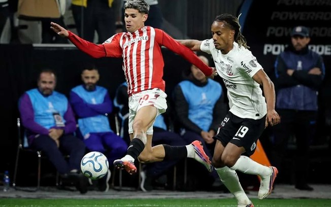 Eliminação do Corinthians na Libertadores expõe grave falha ofensiva