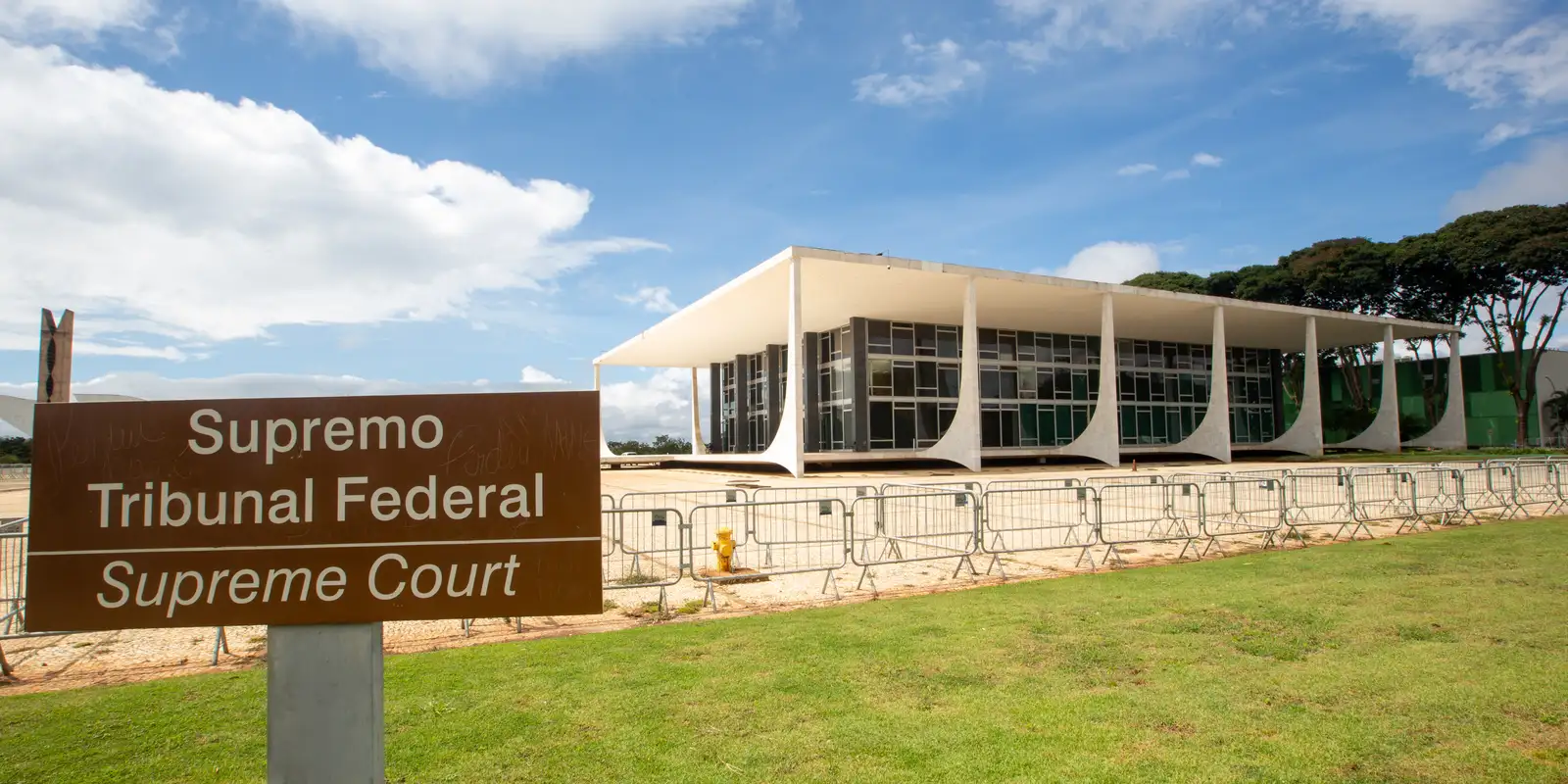Ex-ministros do STF cobram apuração rigorosa sobre denúncias no tribunal