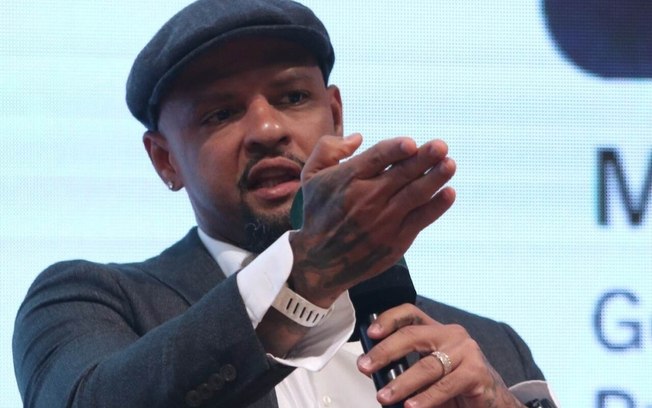 Felipe Melo treinador: ex-jogador projeta títulos da Champions e Copa do Mundo