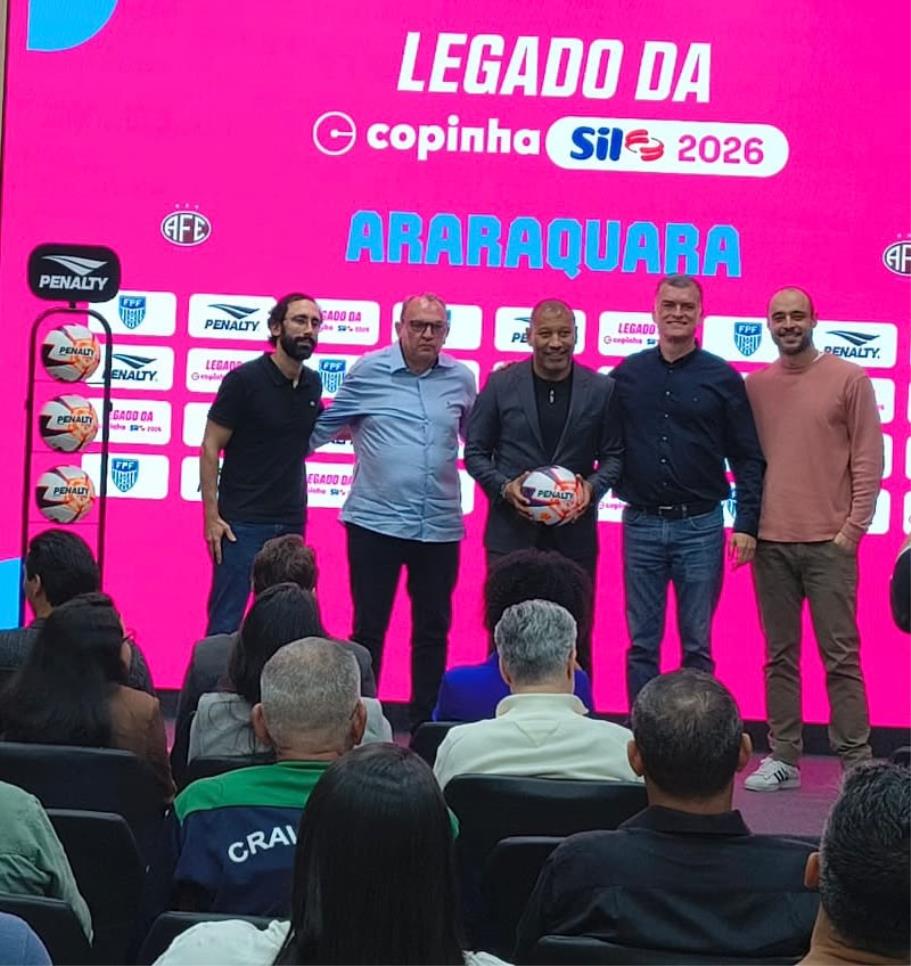 Legado da Copinha entrega novos equipamentos esportivos em Araraquara