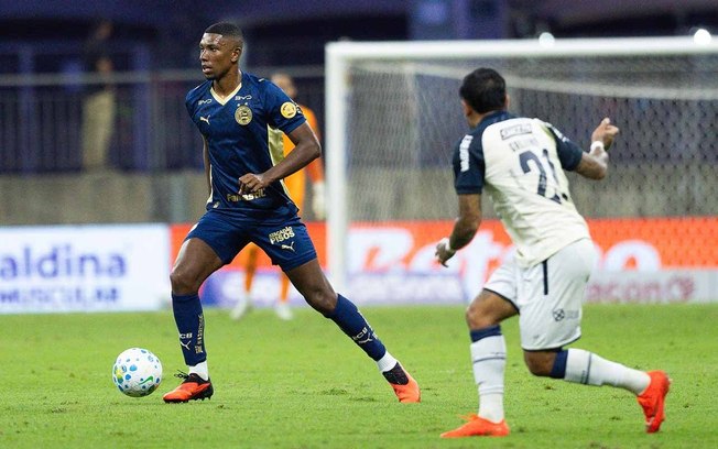 Léo Condé é demitido do Remo após derrota no Brasileirão