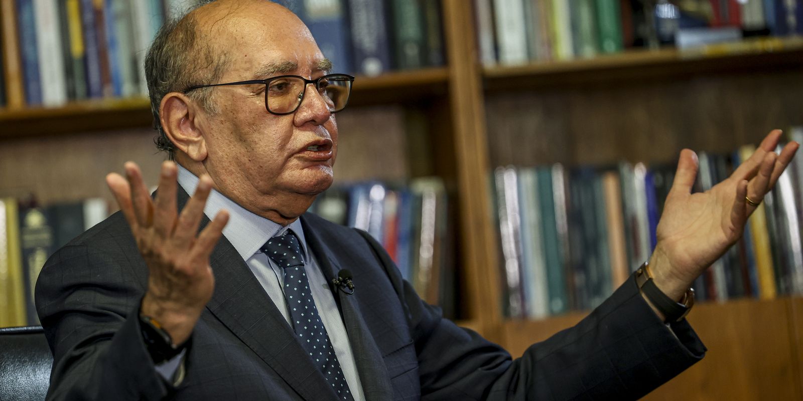Gilmar Mendes critica afastamento de diretores da PF e aponta desequilíbrio