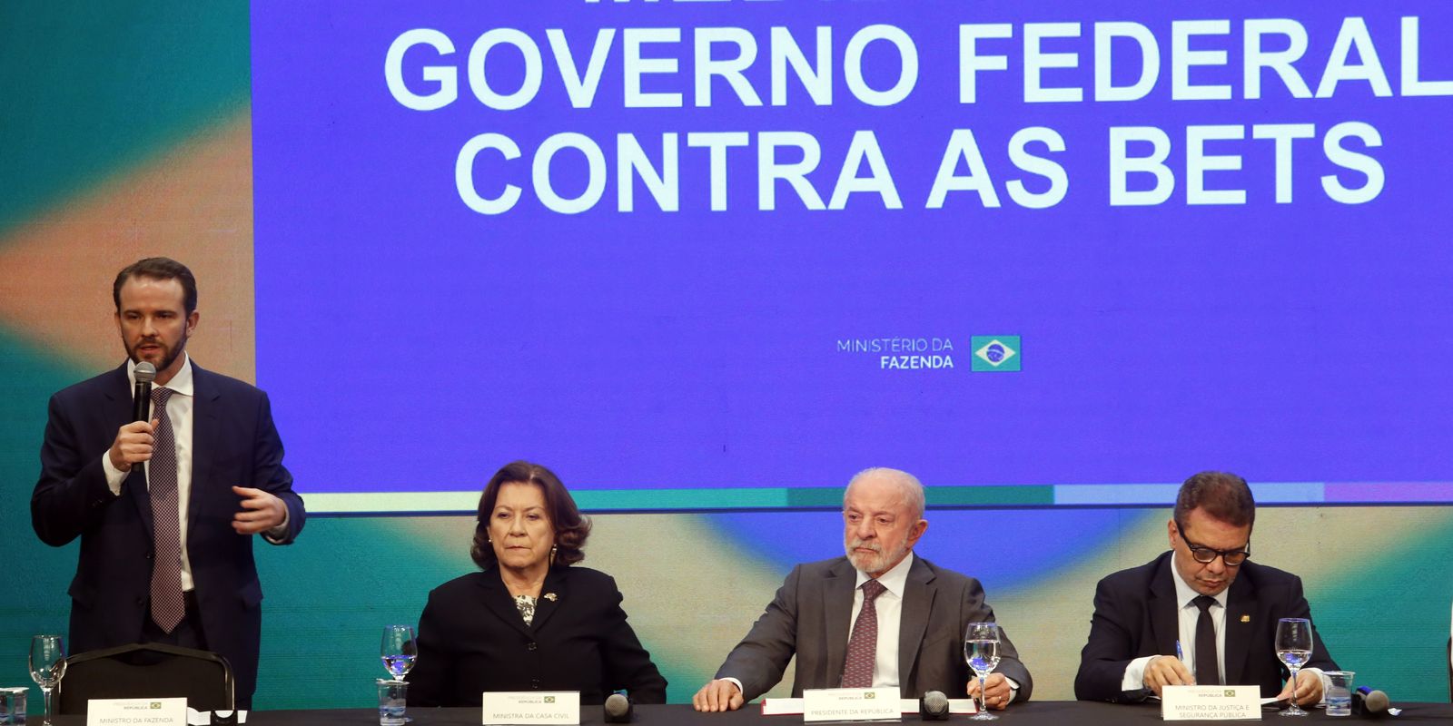 Governo publica medida provisória que proíbe bets no Brasil