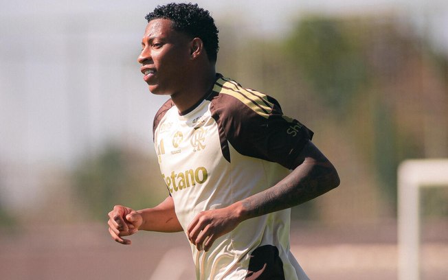 Gonzalo Plata, do Flamengo, é cortado da seleção do Equador devido a lesão