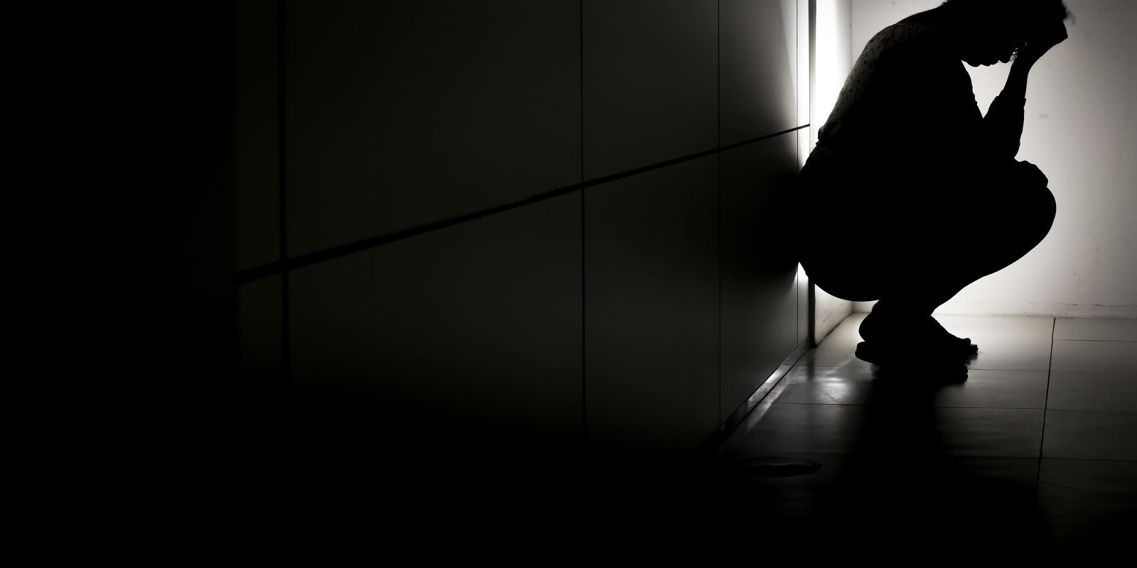 Especialistas alertam para a prevenção ao suicídio associada às apostas online