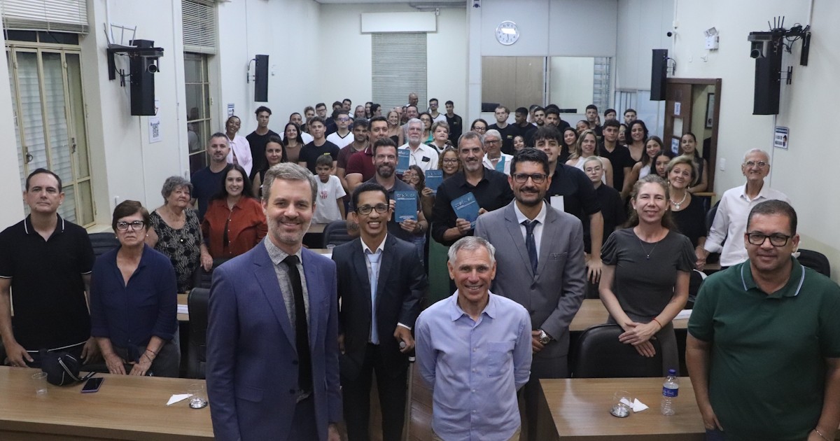 Homenagem aos profissionais de educação física na câmara municipal