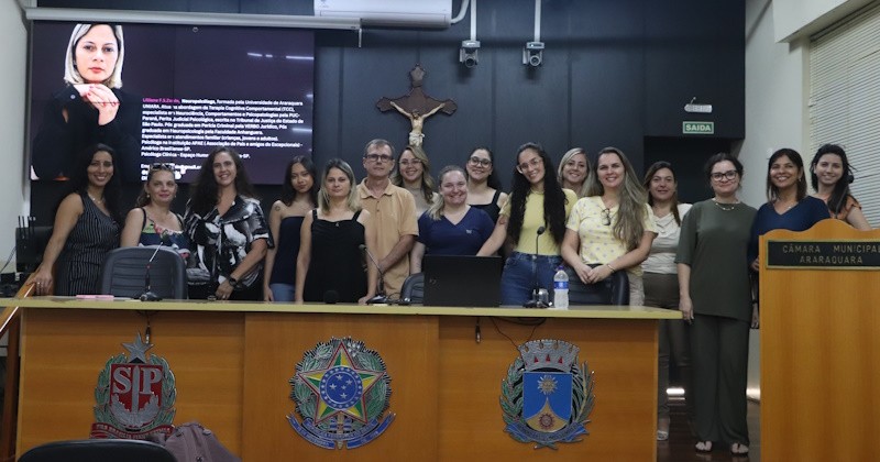 Câmara debate o impacto das redes sociais na saúde mental de adolescentes