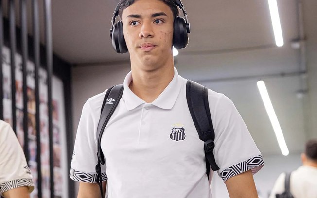 Santos fixa valor de R$ 71 milhões para negociar Gabriel Bontempo