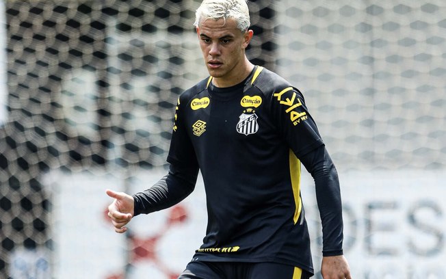 Santos fecha venda de JP Chermont para o exterior e repassará parte ao Coritiba