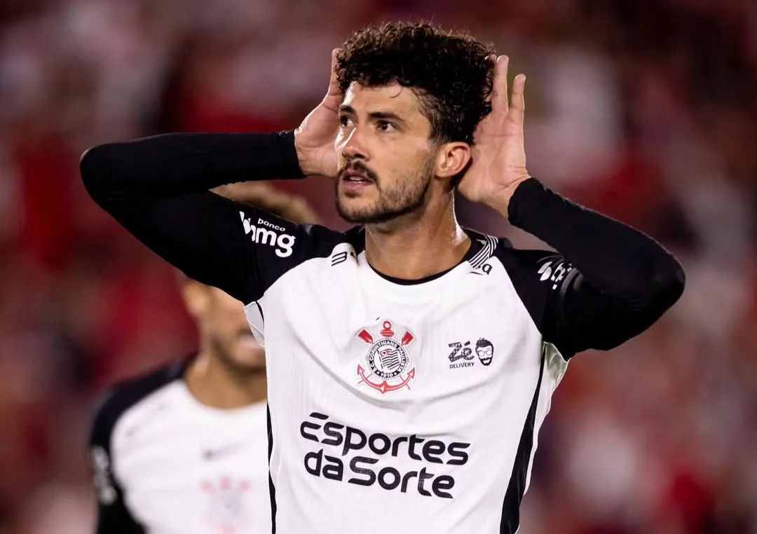 Sérgio Carvalho analisa o Corinthians em momento difícil na Argentina