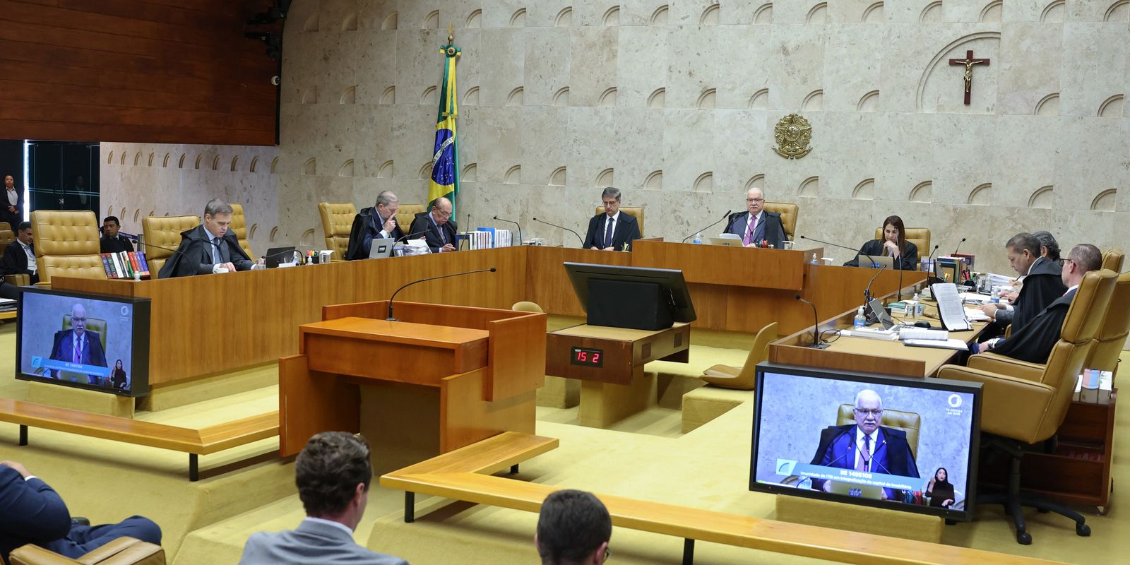 Supremo Tribunal Federal retoma sessões após impasse interno envolvendo ministros