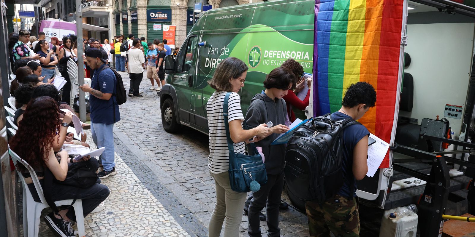 Marcha Trans ocupa o Rio de Janeiro em ato pela defesa da democracia