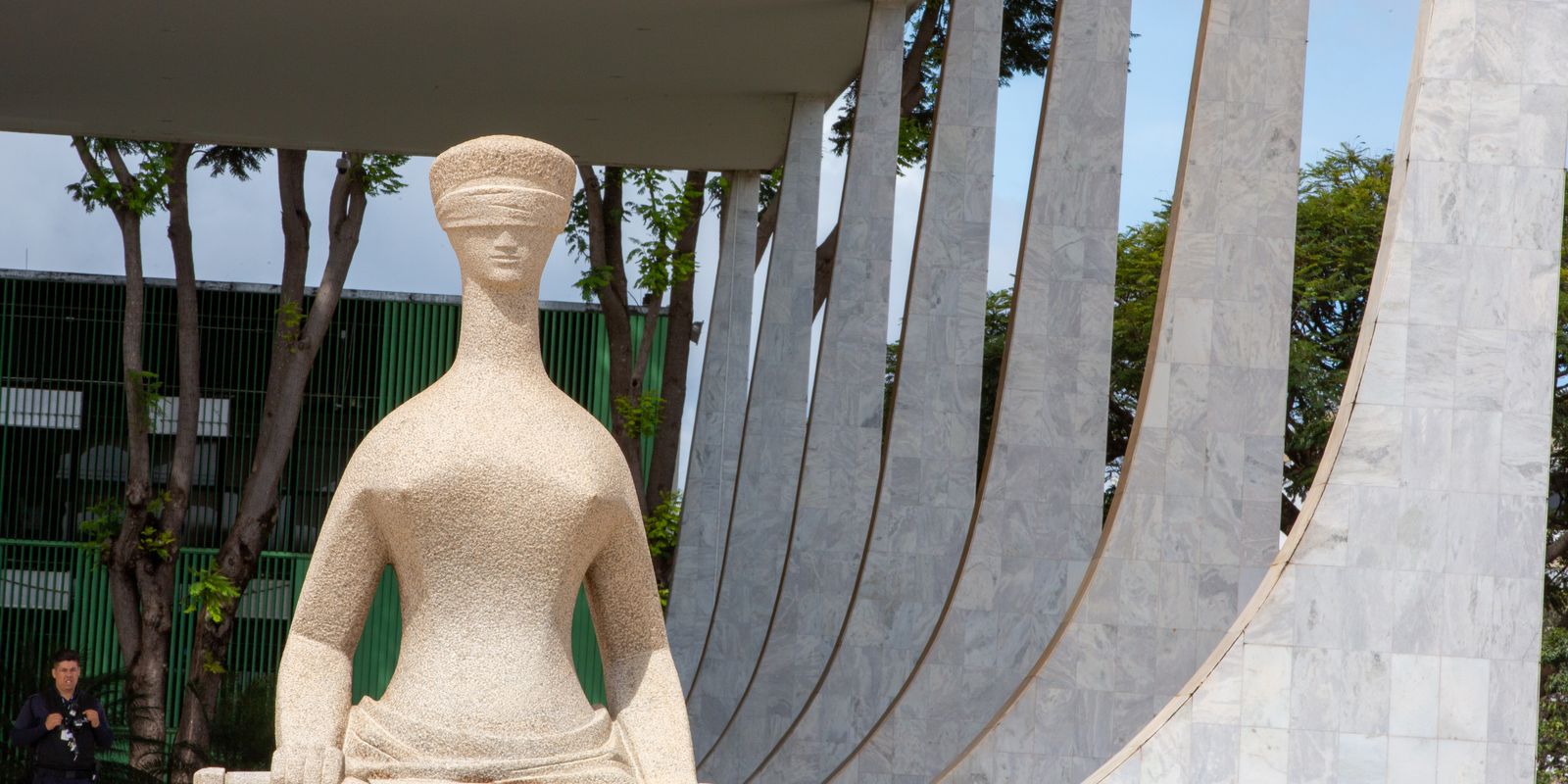 TSE e DPU ampliam assistência jurídica gratuita para as eleições 2026