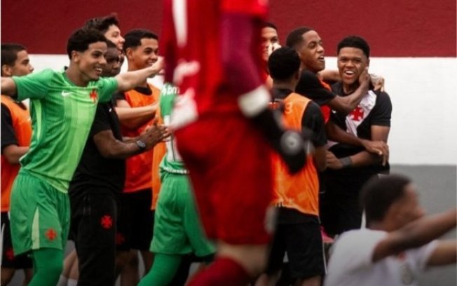 Vasco goleia o Santos no Campeonato Brasileiro Sub-17