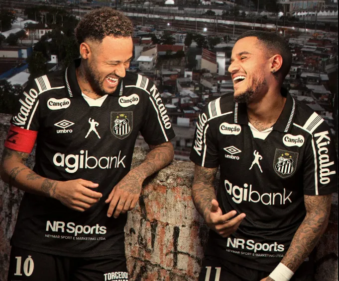 Philippe Coutinho volta a marcar pelo Santos com apoio de Neymar