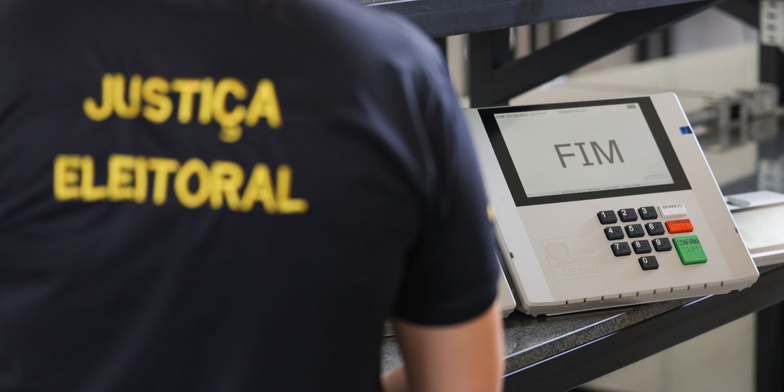 Assédio eleitoral continua punível e denúncias podem ser feitas